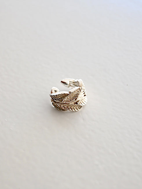 leaf earcuff